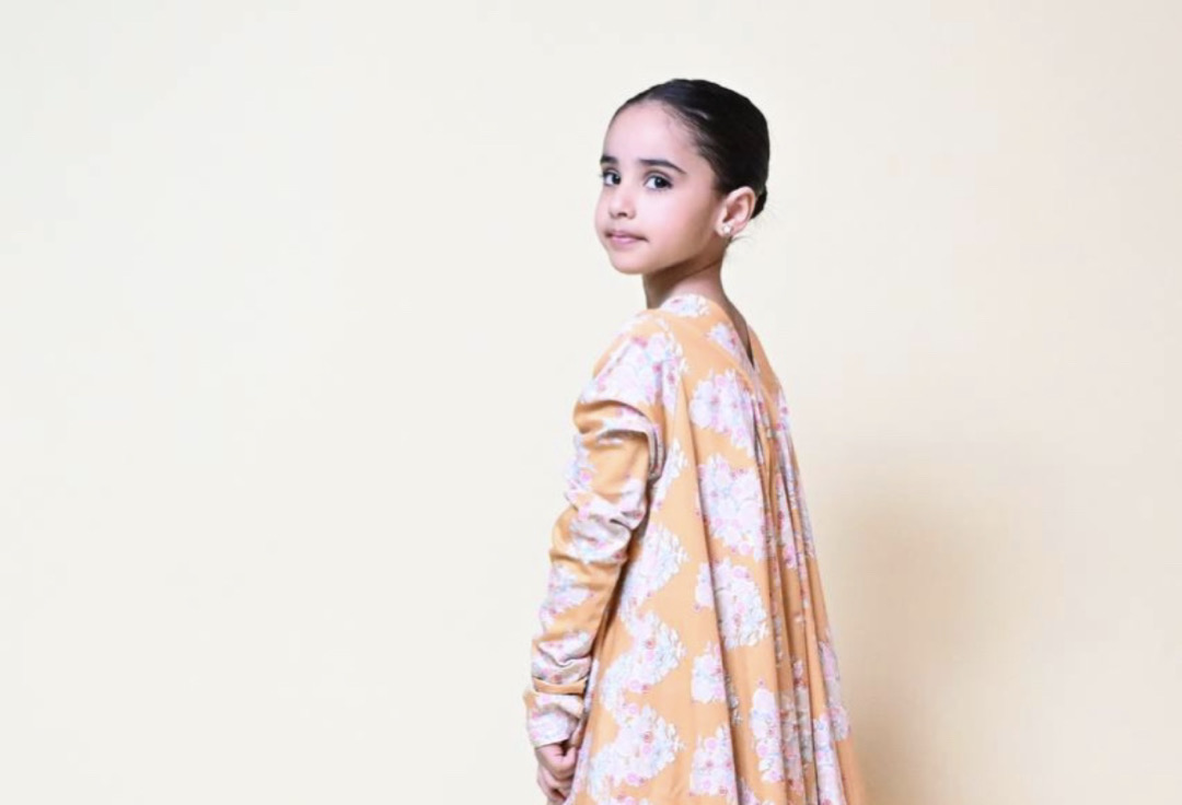 عارضة أزياء و بلوقـر تغطيات